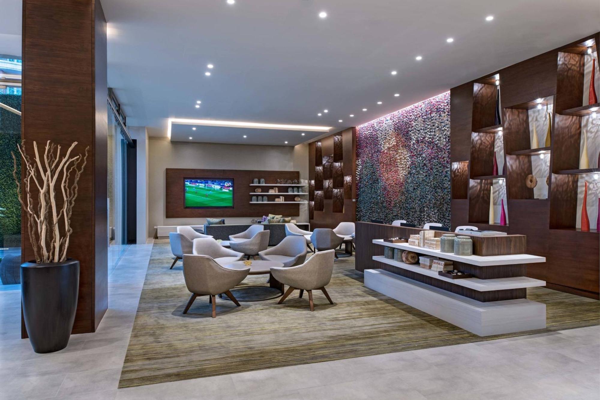 Courtyard By Marriott Guatemala City Exterior photo